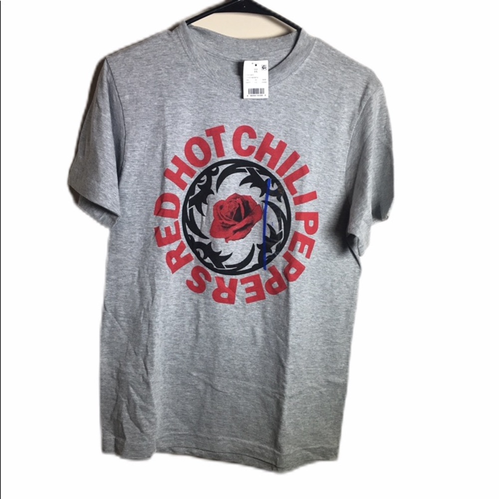 Women’s Red Hot Chili Peppers tshirt